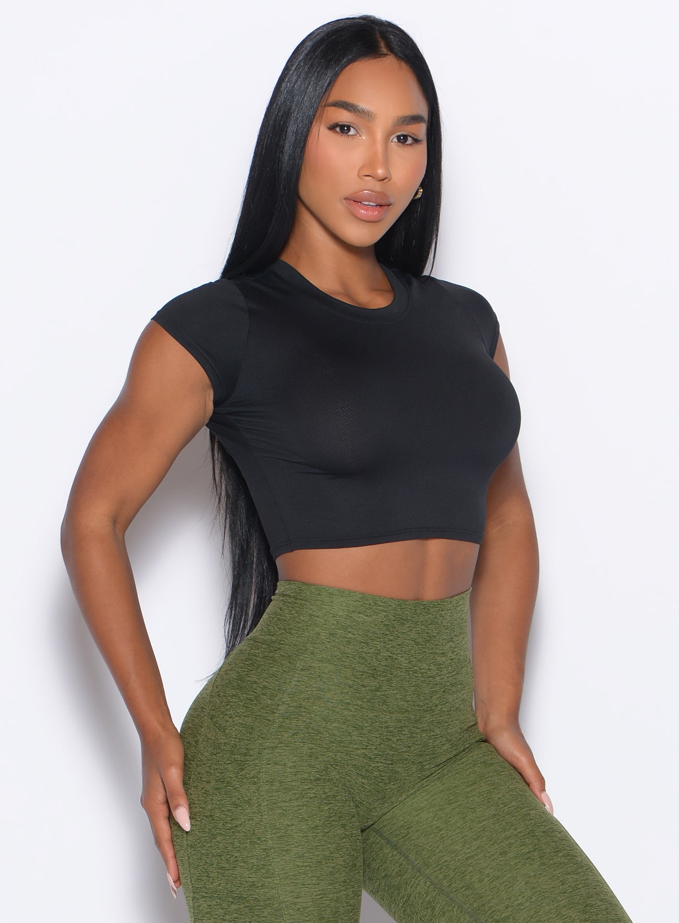 Black Flex Crop Tee paired with Juniper Curves 2.0 Leggings for a sculpting gym-ready look.