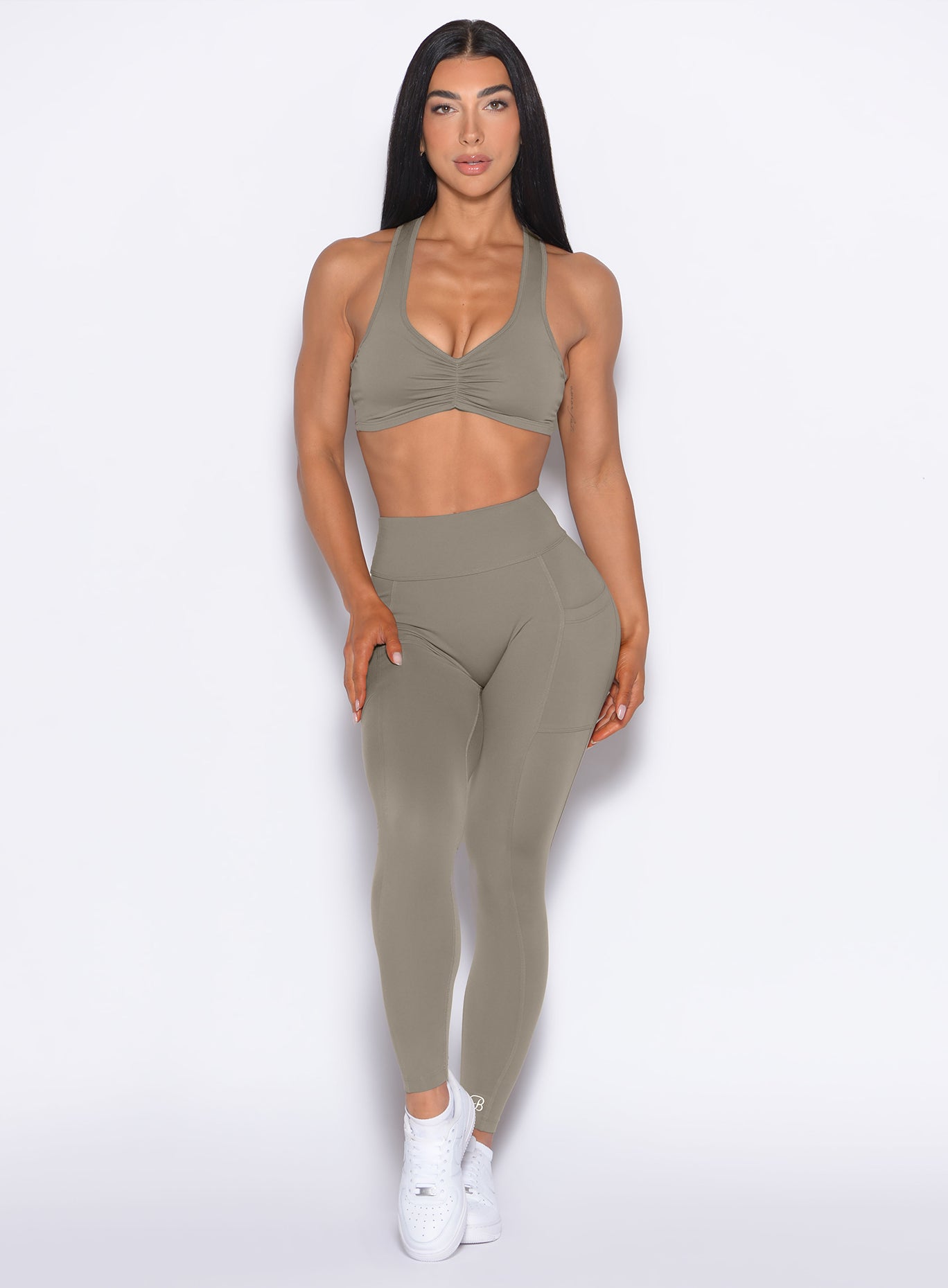 Stone Define Leggings: high-performance contouring with a secure high-waist and flattering scrunch.