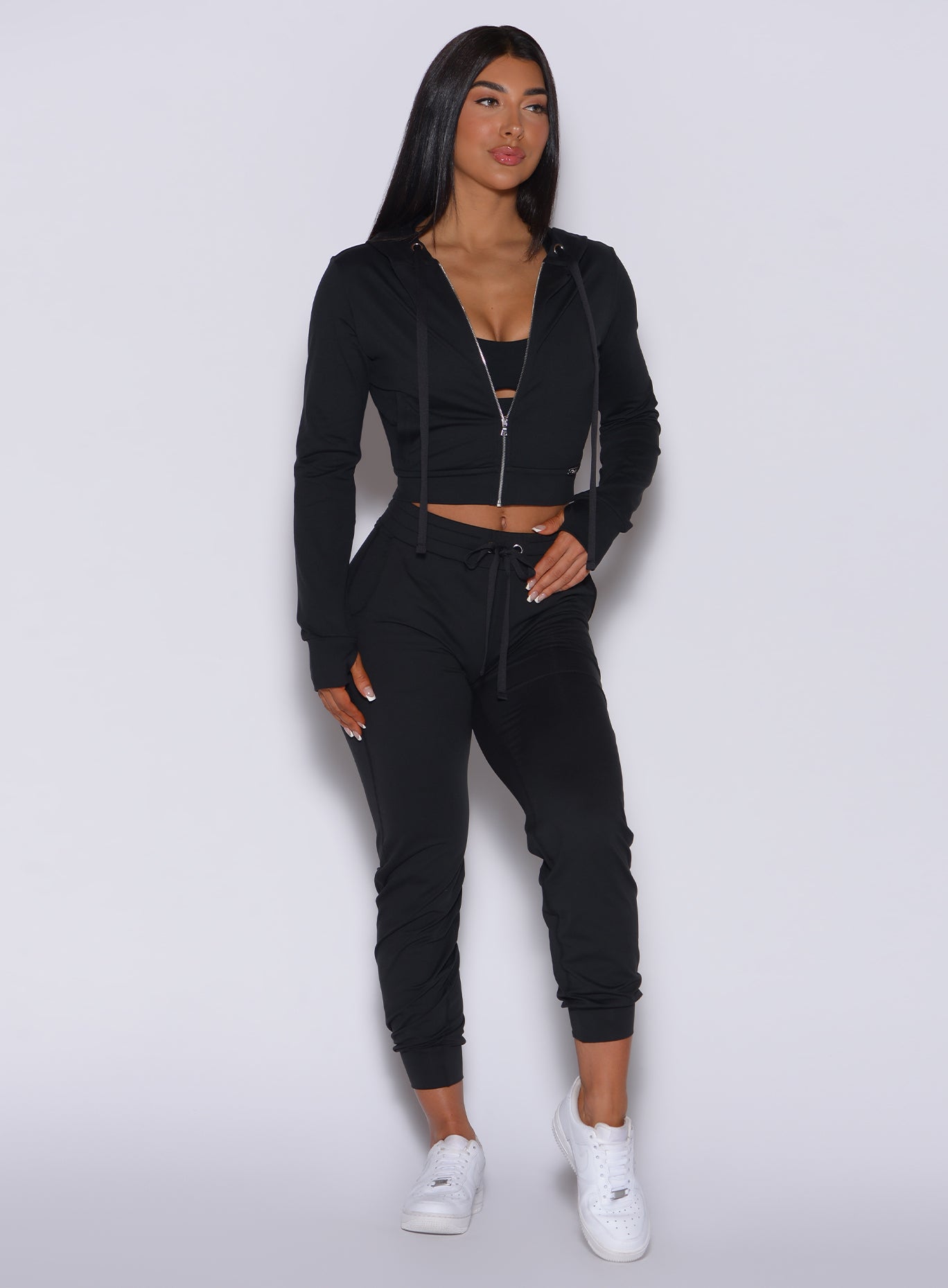 Sculpting Liquorice Cozy Joggers and Signature Jacket paired for a sleek gym-to-lounge look.