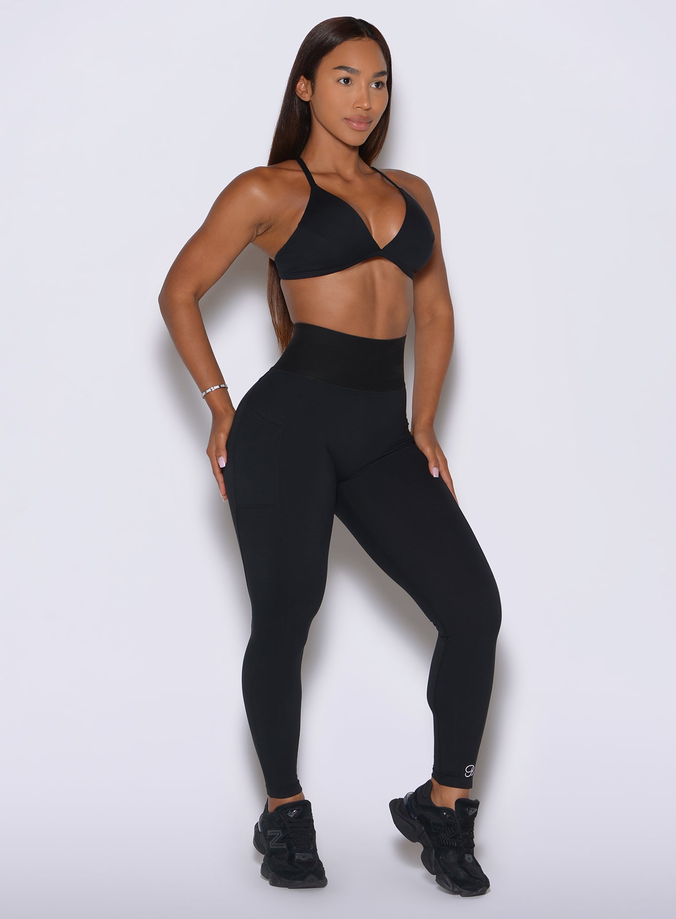 Black Cincher Leggings with high waist and hourglass design for a workout ready look