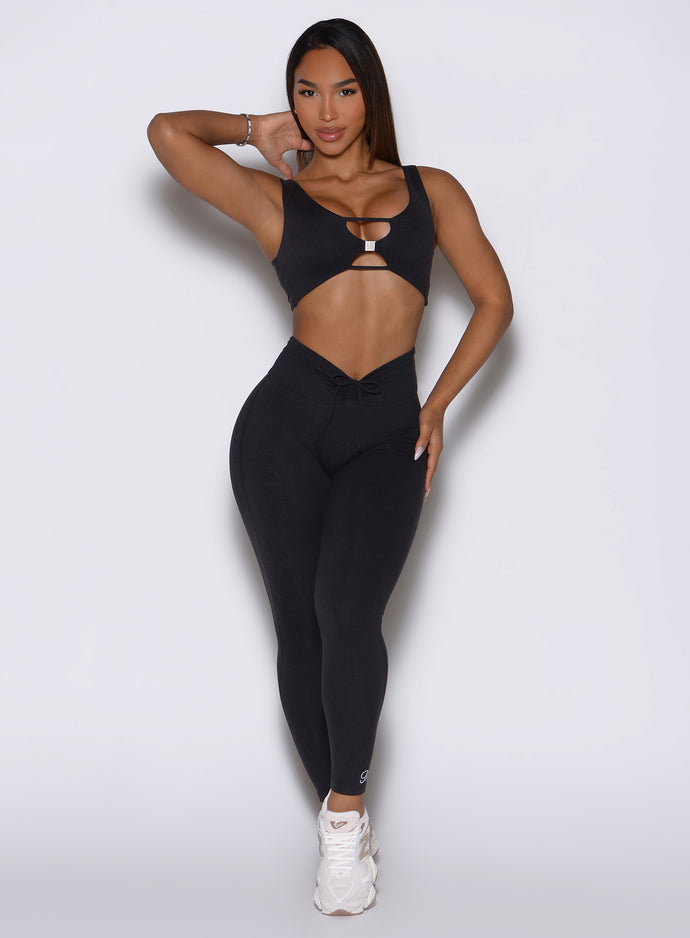Sculpting black Curvemax leggings with adjustable V-waist and buttery soft gym support.