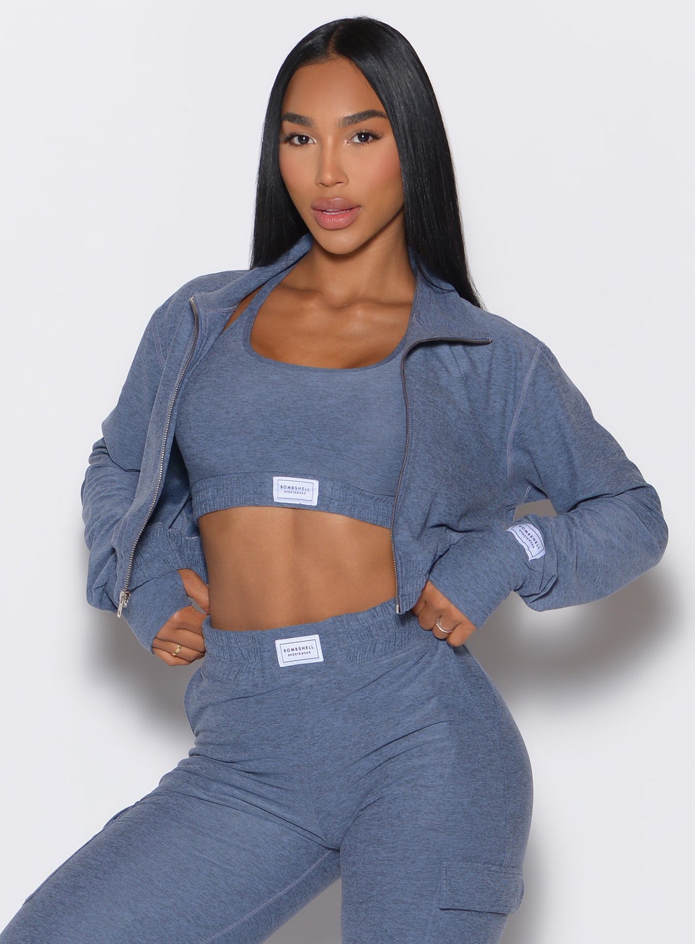 Twilight Cloud Crop Jacket with a sleek zip front and mock neck for a stylish, warm-up gym layer.