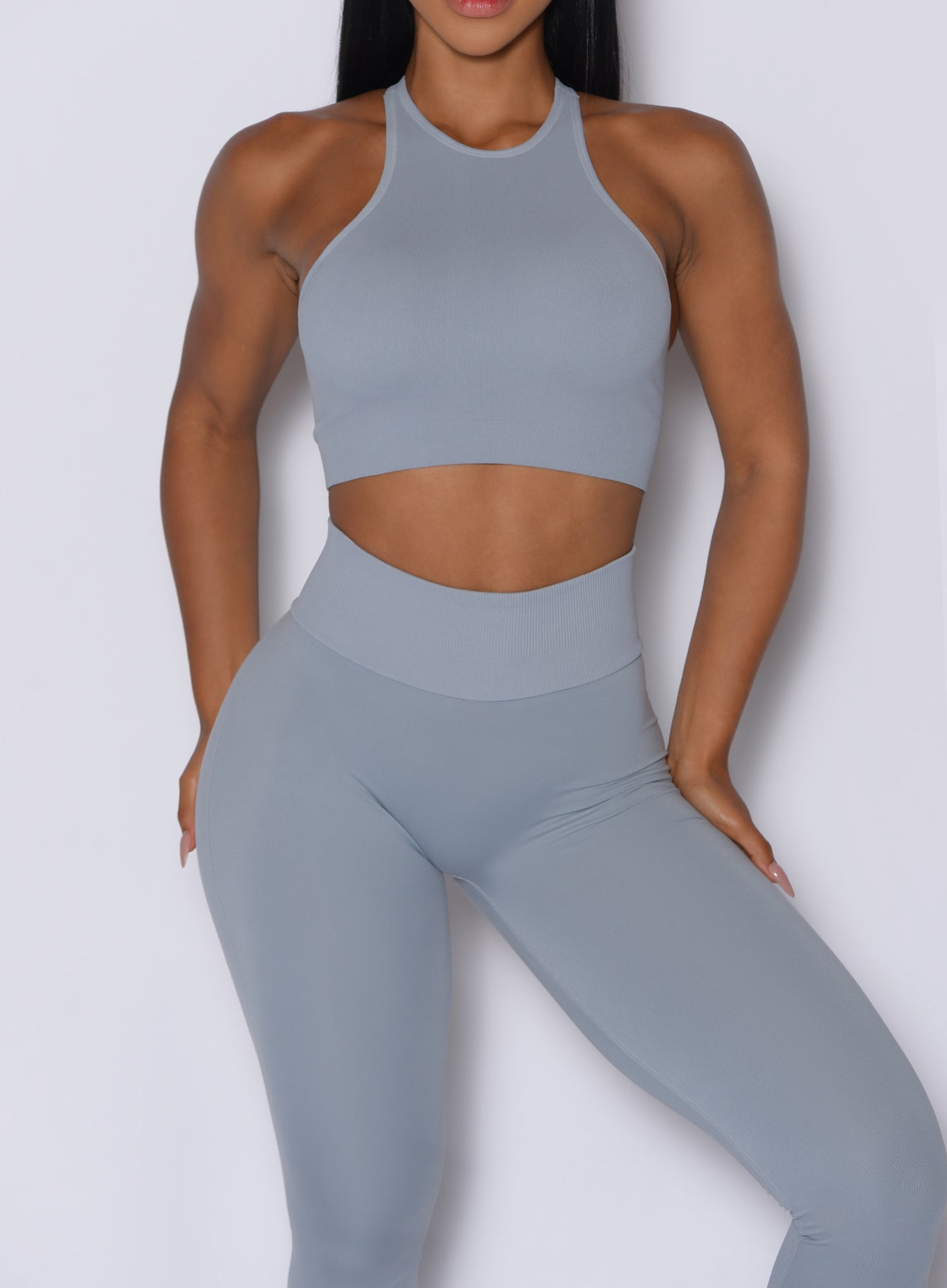 Snatched Carbon Figure Scrunch Leggings featuring a compression ribbed waist for elite gym gains.