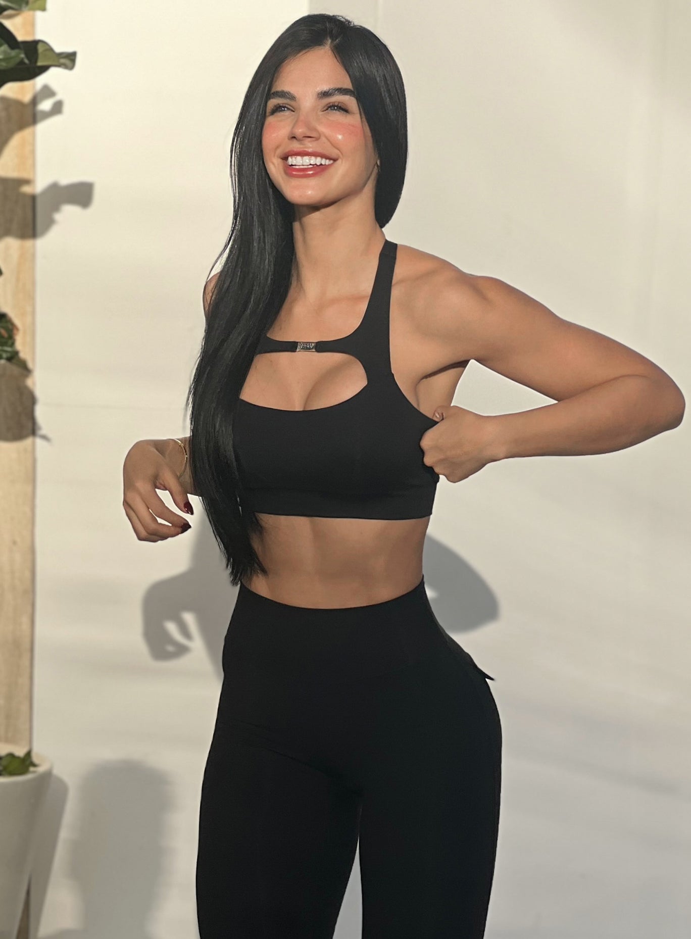 Two Way Bra | Black | Bombshell Sportswear