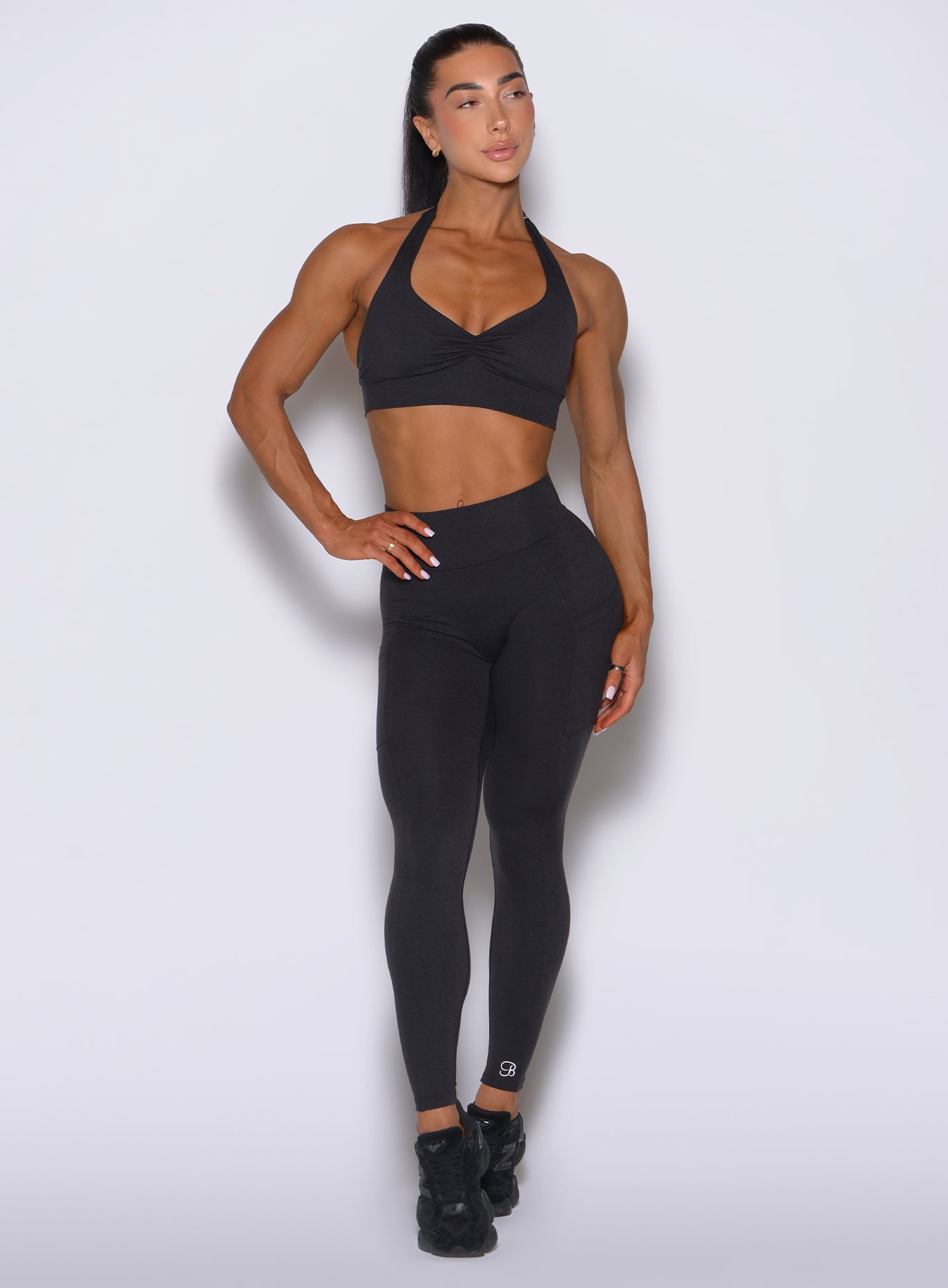 Obsidian Black V Back Leggings combine a seamless front, high-rise support, and buttery-soft comfort