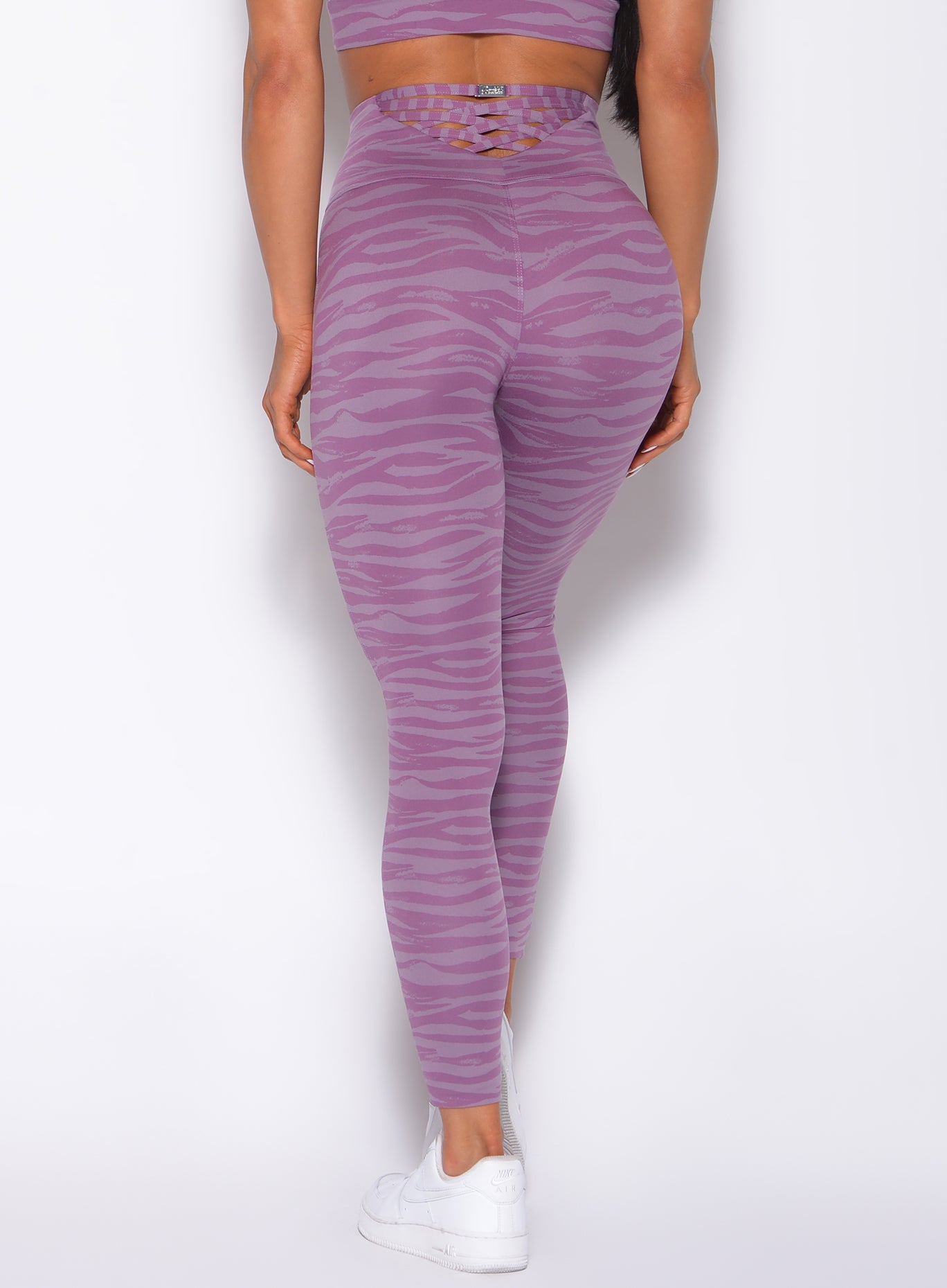 Sexy Back Leggings